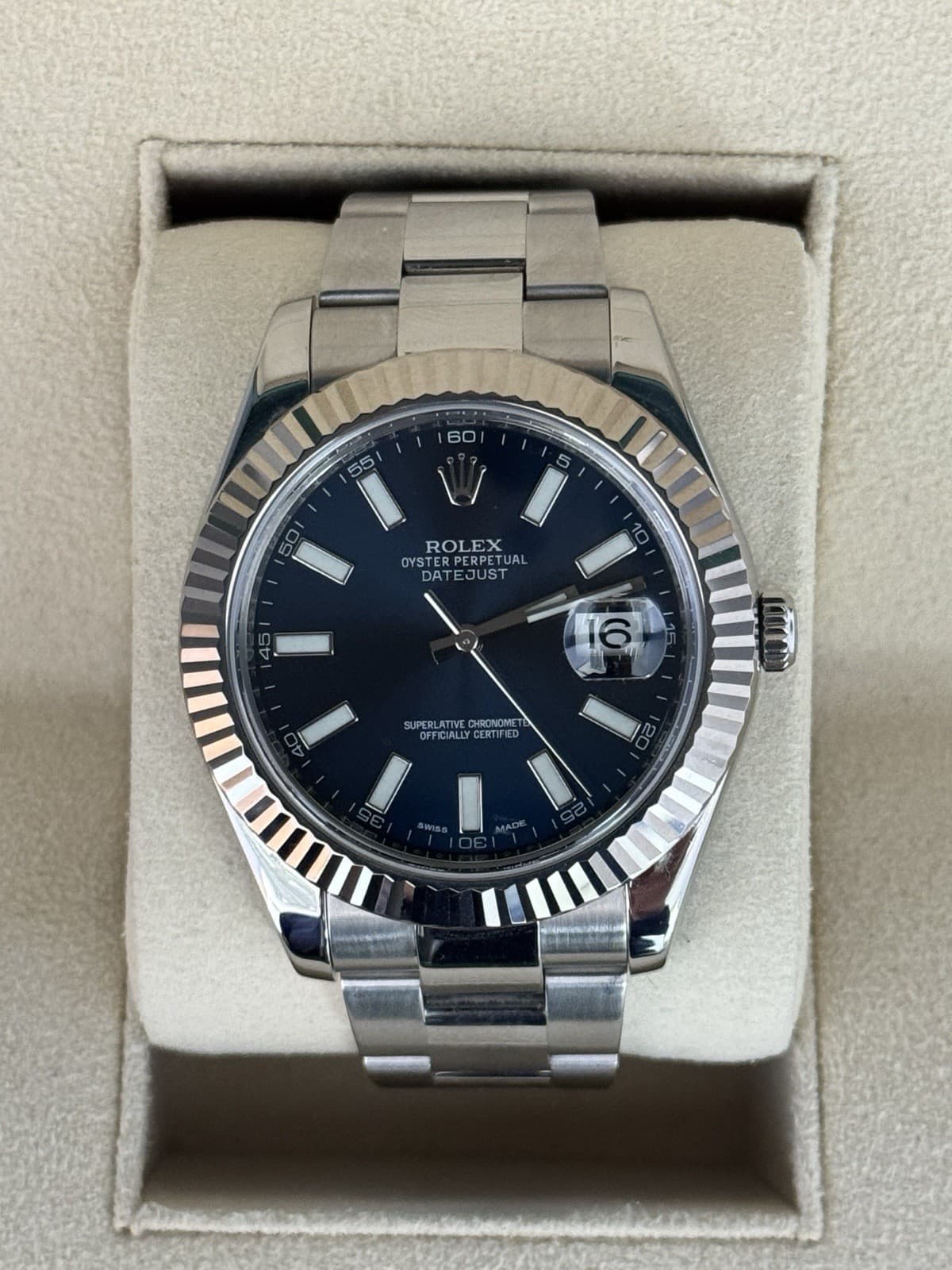 Rolex DateJust BLUE Stainless Steel 18K Fluted Oyster 41mm Watch 116334 W Only