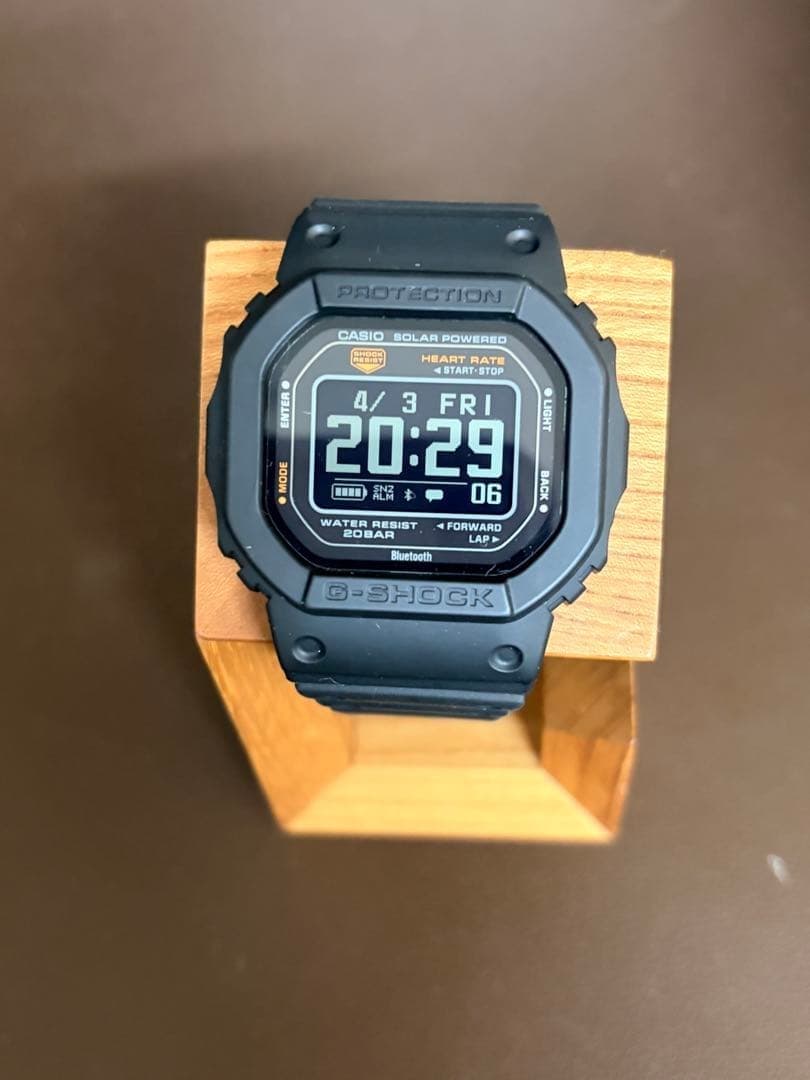 Casio G-Squad DW-H5600-1JR Solar Digital Watch Used, LCD Screen G407