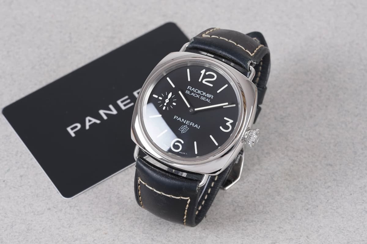 PANERAI RADIOMIR BLACK SEAL W/ BOX & GUARANTEE CARD REF. PAM00754