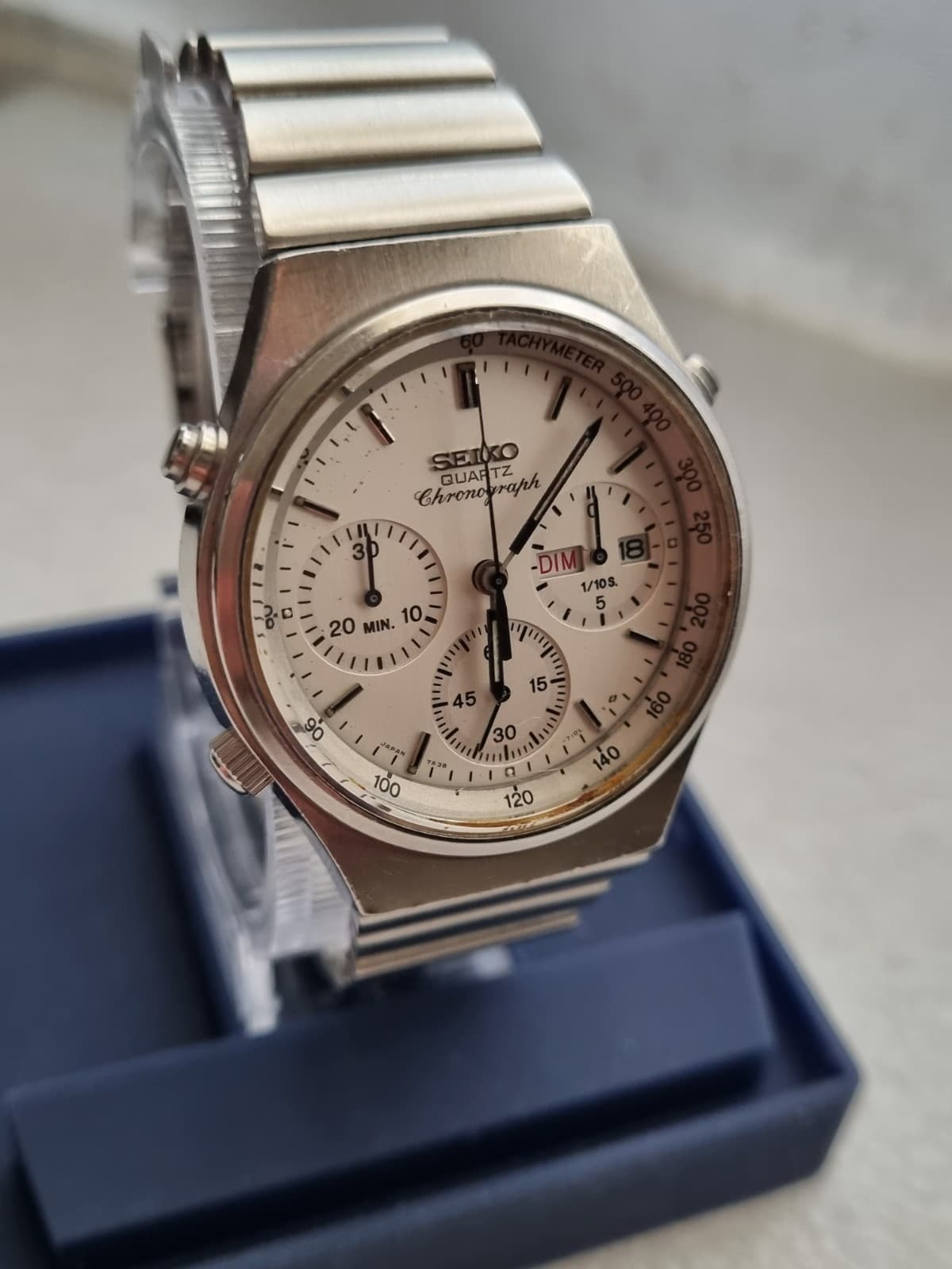 Seiko 7A38-7190 Vintage Watch Japan James Bond Chronograph