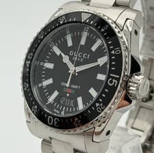 Gucci Model YA136301 Men's Dive Black Wristwatch 40mm Silver Band