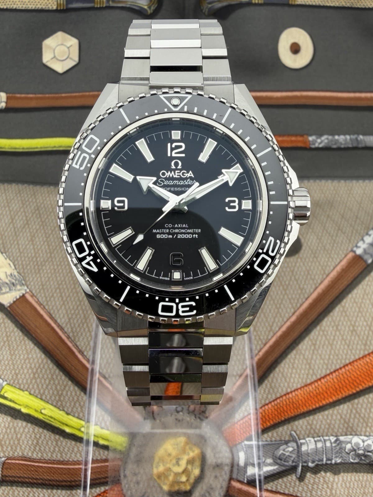 Omega Seamaster Planet Ocean 600M 42mm BLACK Bracelet  2025 4th Generation B&P