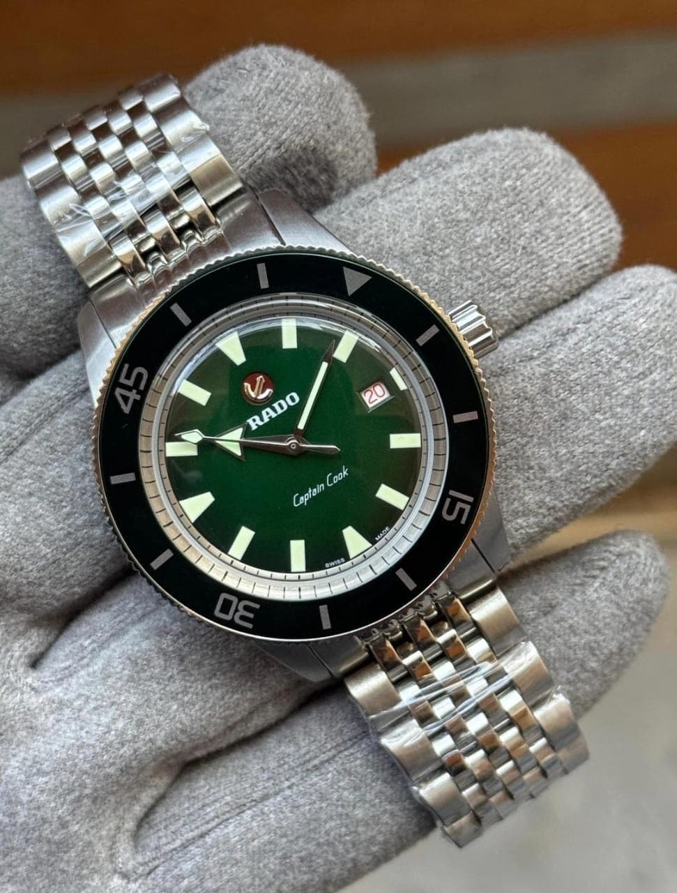RADO Captain Cook Automatic Stainless Steel for Men's Watch - Green Dial Watch