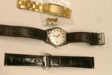 Vintage Omega seamaster mens watch, two watch bands branded Omega