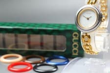 [Near MINT] Gucci Change Bezel 11/12.2 Gold 6 Bezel Qz Women's Watch From JAPAN
