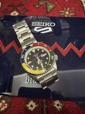 Seiko 5 Rowing Blazers Automatic 100m Stainless Steel Black Dial Sport Watch