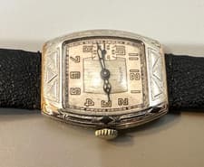 Vintage Illinois Men's 14k gold filled 17 jewels Two Tone Wristwatch 1920s