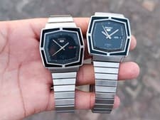 Lot of 2 Vintage Seiko 5 Automatic Day-Date SS Black Dial Men's Japanese Watches