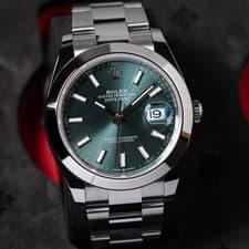 Rolex Datejust 41mm Green Dial Oyster Bracelet Ref.126300 Complete Set w/B&P
