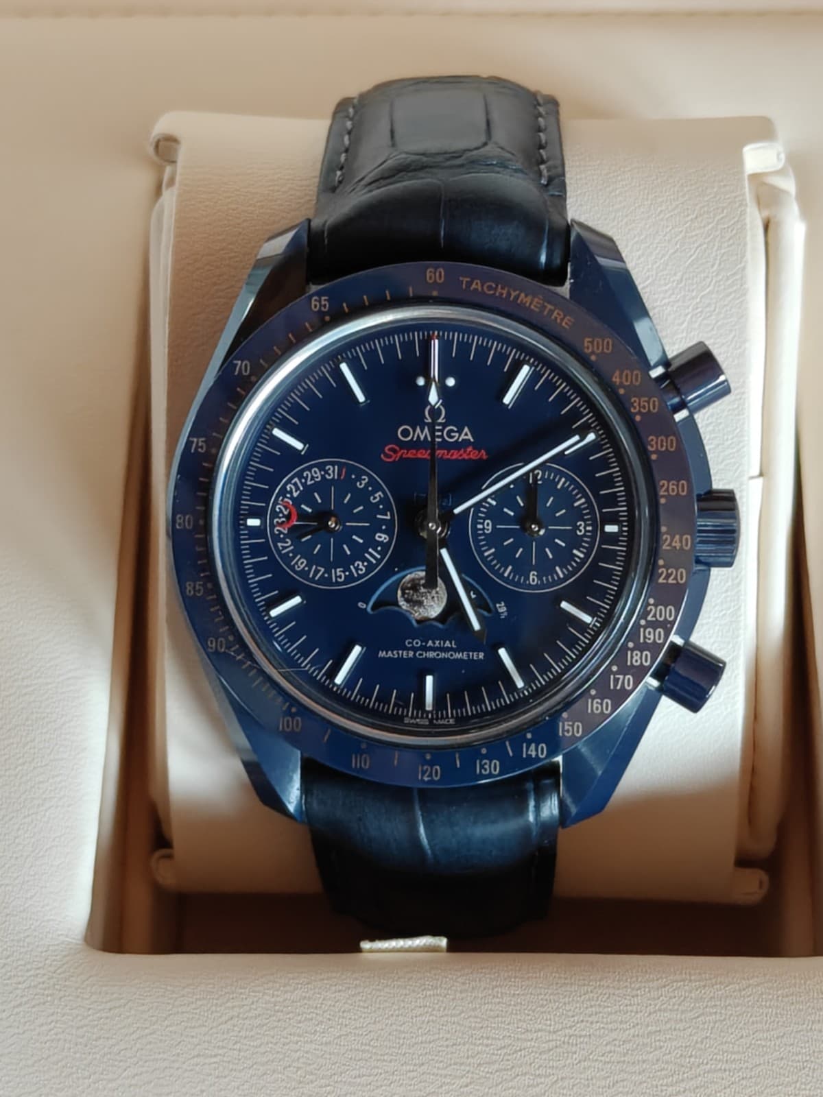 2026 NEW Omega Speedmaster Moonphase Blue Side 304.93.44.52.03.001 Full Set B&P