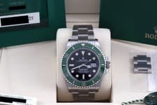 Rolex 2025 Submariner 41 Date Green Mk2 Starbucks Box/Papers/Card 126610LV