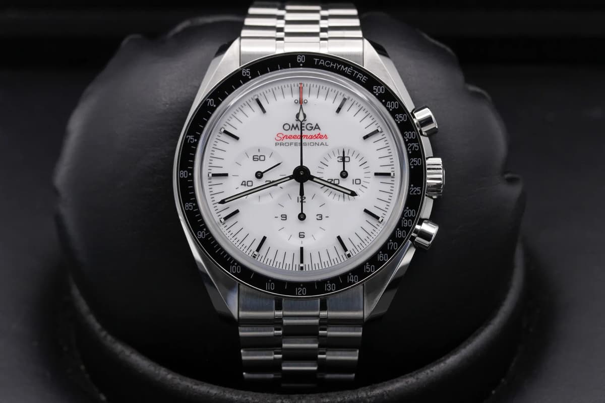 Omega Speedmaster Moonwatch 310.30.42.50.04.001