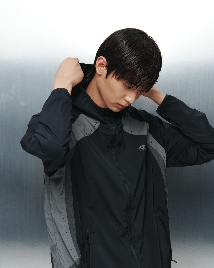 SANSAN GEAR Running Jacket S Athletic Outdoor Streetwear Black Used