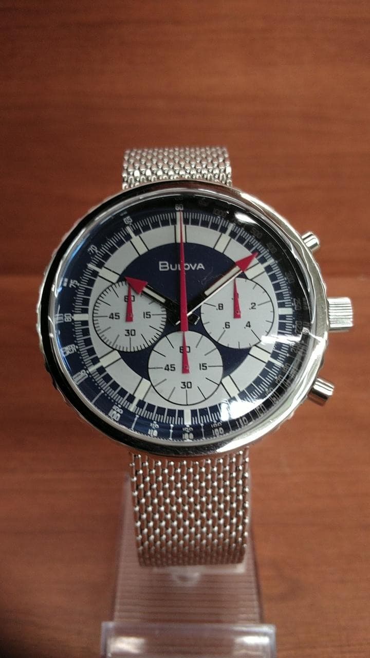 Quartz Chronograph Wristwatch Model 96N101 BULOVA