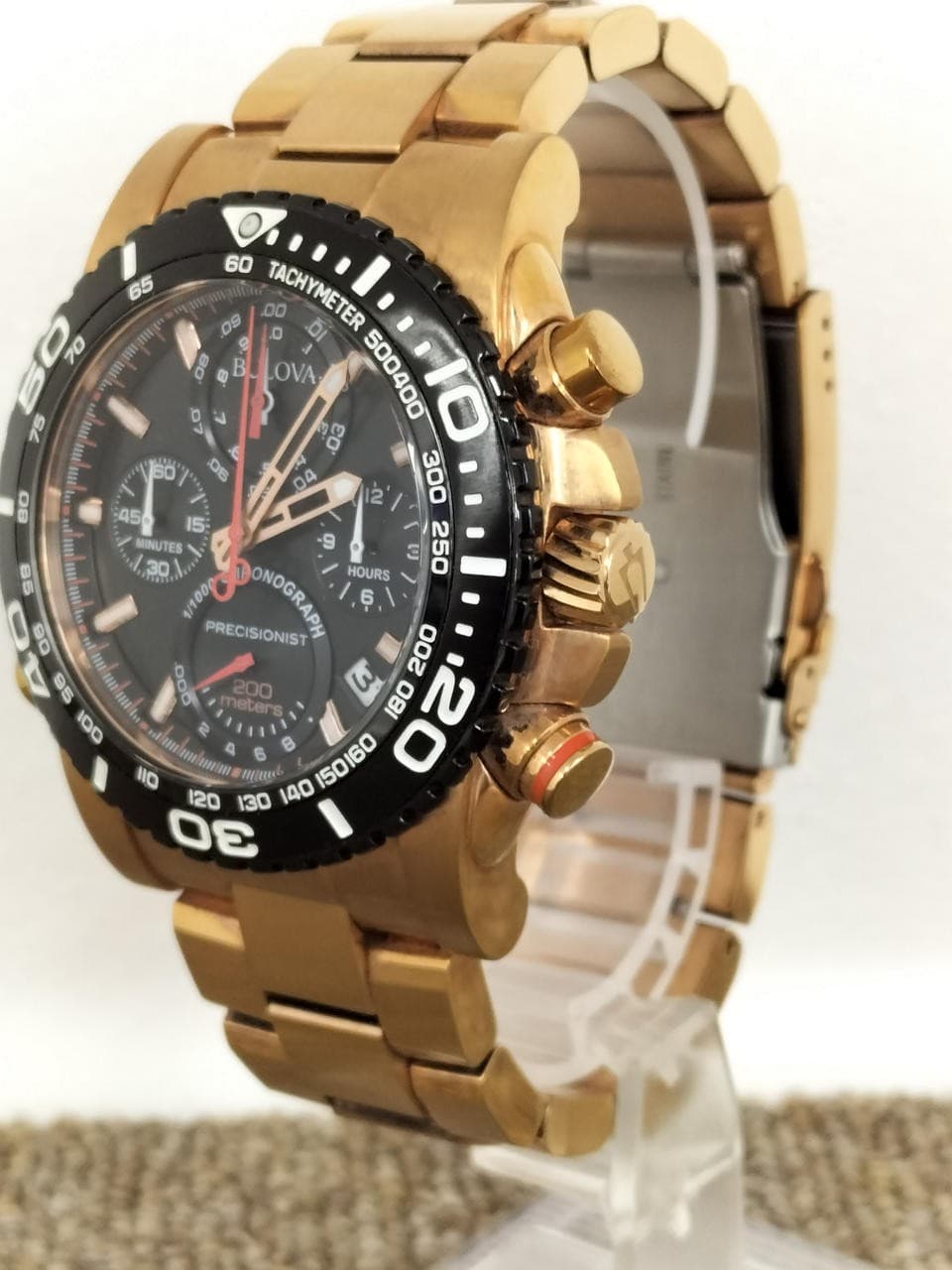 Quartz Analog Wristwatch Model 98B213 BULOVA