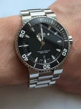 Oris Aquis Date Black Automatic Divers Watch 43mm ref. 7653 Full Kit