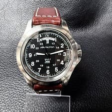 Hamilton H64451593 Watch Khaki Field King Quartz Black Dial 40mm Leather