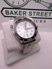 Omega Seamaster Professional White Dial / Black Bezel Case 360