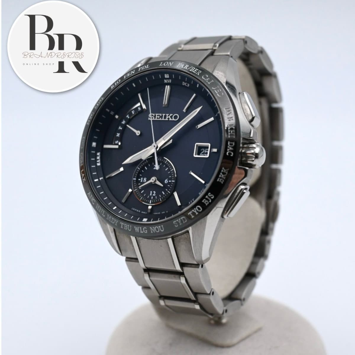 Seiko Brightz Solar 8B63-0AA0 Men's Titanium 42mm Pre-Owned Watch