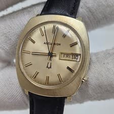 VINTAGE  BULOVA ACCUTRON 14K GOLD CASE MEN'S WATCH CAL 2182 USA TUNING FORK RARE