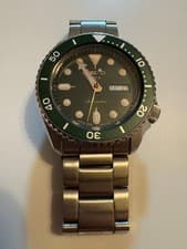 SEIKO 5 Sports Automatic Men's Wristwatch Green