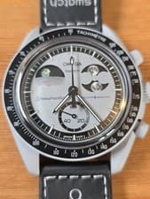 Omega X Swatch Mission To Earthphase New in Box Authentic Stamped Card  w/ extra