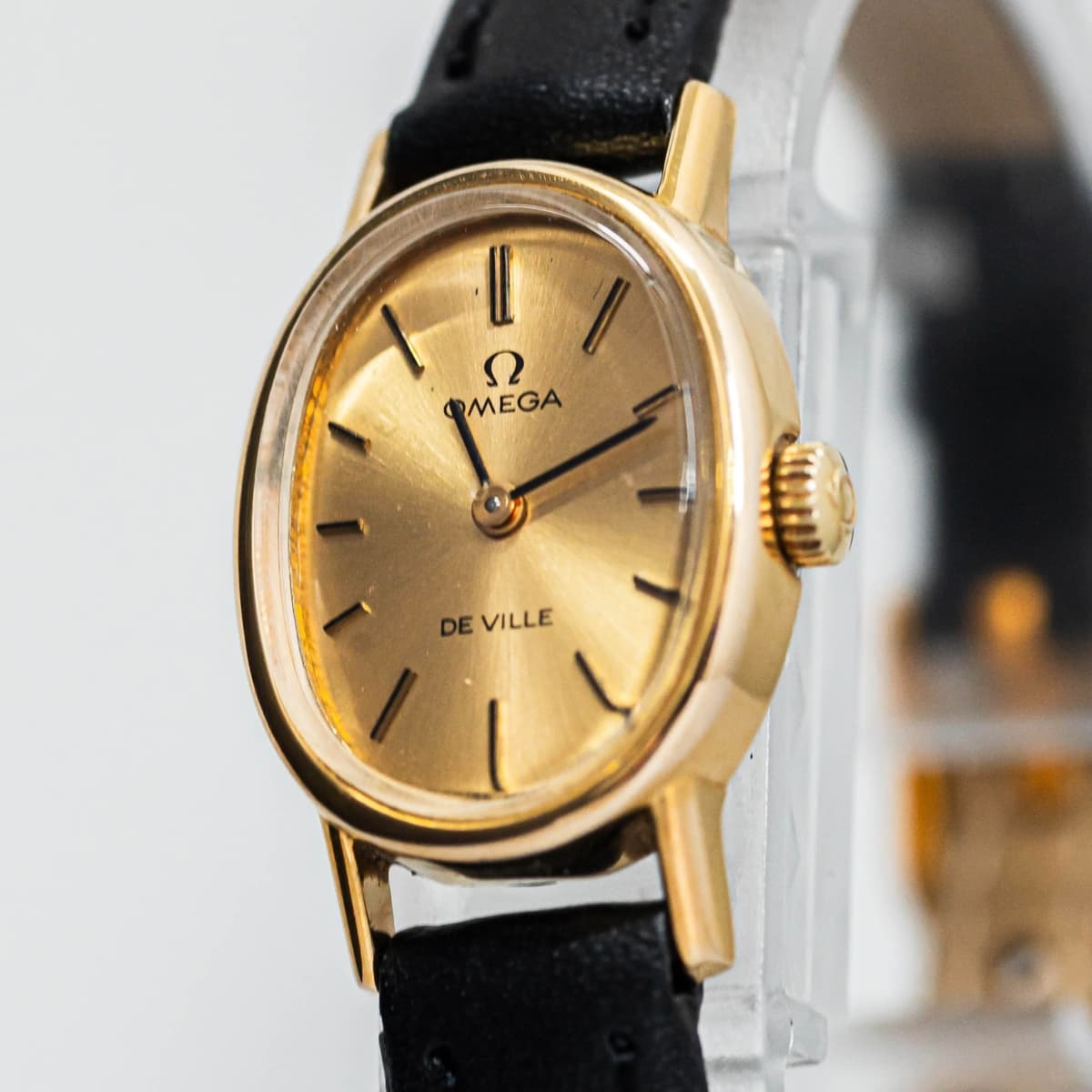 Vintage 1979 *NEAR MINT* OMEGA De Ville Cal.1100 Manual Winding Gold 18mm Womens