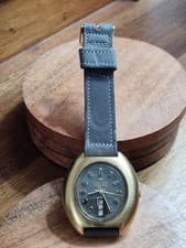 Hamilton Golden Egg Clermont Automatic Day-Date on Town & Country Suede Strap