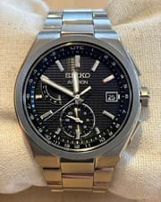 SEIKO ASTRON SBXY067 Black Watch - Nearly New, Box & Warranty Included