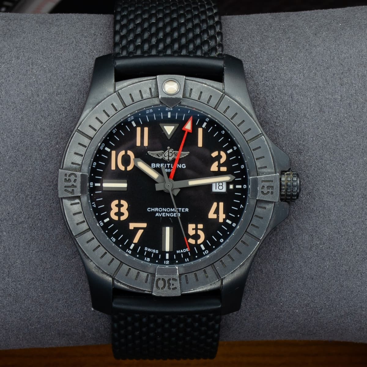 Breitling Avenger Automatic GMT 45 Night Mission V32395101B1X1 — Box & Papers