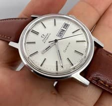 VINTAGE OMEGA GENEVE  MENS SWISS MADE  AUTOMATIC  WATCH 1022  REF 166.0117