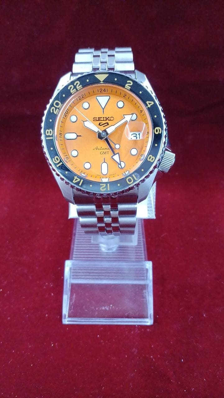 Automatic Model 4R34 00A0 SEIKO