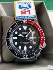 year    beautiful Seiko diver Navy Boy made in Japan SKX009J Pepsi automatic 20