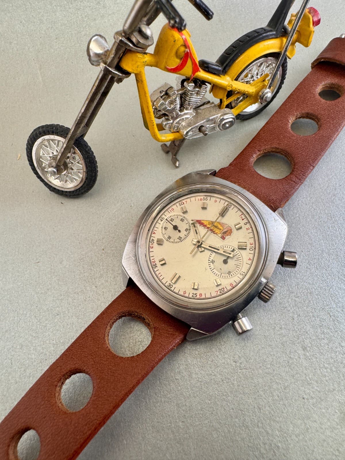 VINT  ANONYMOUS CHRONOGRAPH VALJOUX 7733 Costumized  Indian Motorcycle   ca 60