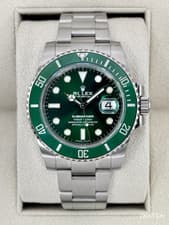 2020 Rolex Submariner “Hulk” 40mm 116610LV Green Dial (Green Card)