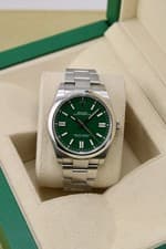 Rolex Oyster Perpetual 124300 Green Box + Papers