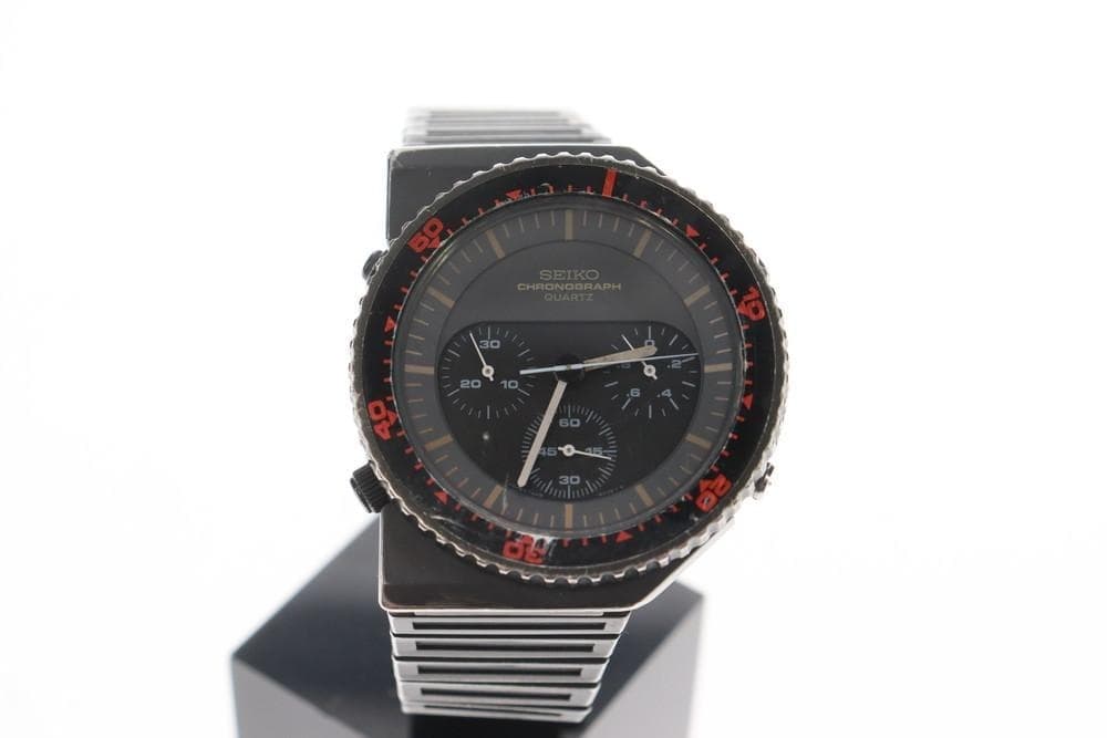 Seiko 7A28-6000 Giugiaro Alien Bishop Chronograph Quartz Black Men's Watch Used