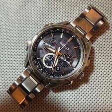Seiko Brightz Solar Chronograph World Time Black Dial 43mm wrist 18cm