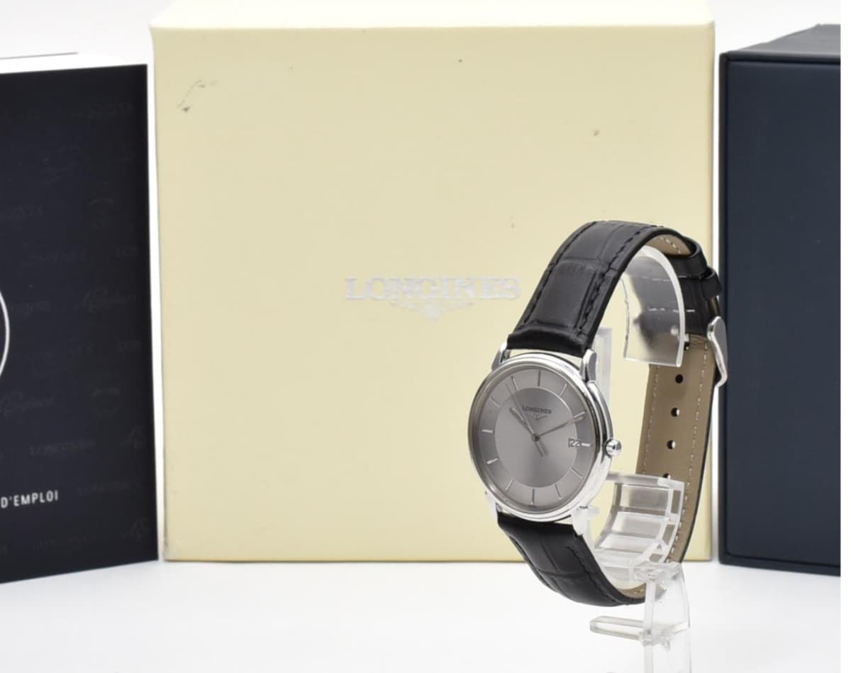 [N MINT] Longines L4.677.4 24mm Dial Date Silver Quartz Men's Watch From Japan