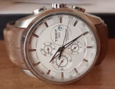 Tissot chronograph aiomatico.box and warranty included.