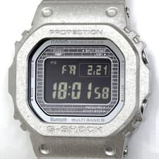 Casio G-SHOCK 40th Anniversary Recrystallized GMW-B5000PS Working