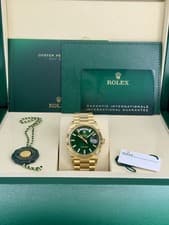 Rolex Day-Date 36 Green Dial on President 128238 Complete 2025