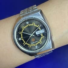 RARE Seiko Advan Halfmoon Day Date Black Dial Automatic 6106-7551 Watch JDM Men
