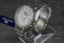 Grand Seiko Evolution 9 GMT White Dial Men's Watch SBGE285 Full Set. Excellent