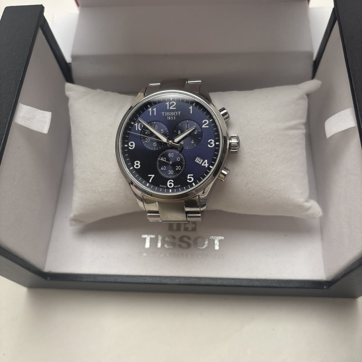 TISSOT Chrono XL Blue Men's Watch - Original Box Never Worn T116.617.16.047.00
