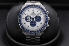Omega Speedmaster Anniversary "Silver Snoopy Award" 310.32.42.50.02.001