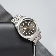TUDOR Black Bay 39 M79660-0001