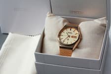 Near MINT SEIKO Grand Twin Quartz 9943-8020 Day/Date Gold 36mm Men's Watch 1978