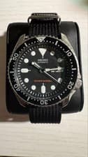 Seiko SKX007 Black Boy Diver Watch Timepiece Vintage Authentic Classic