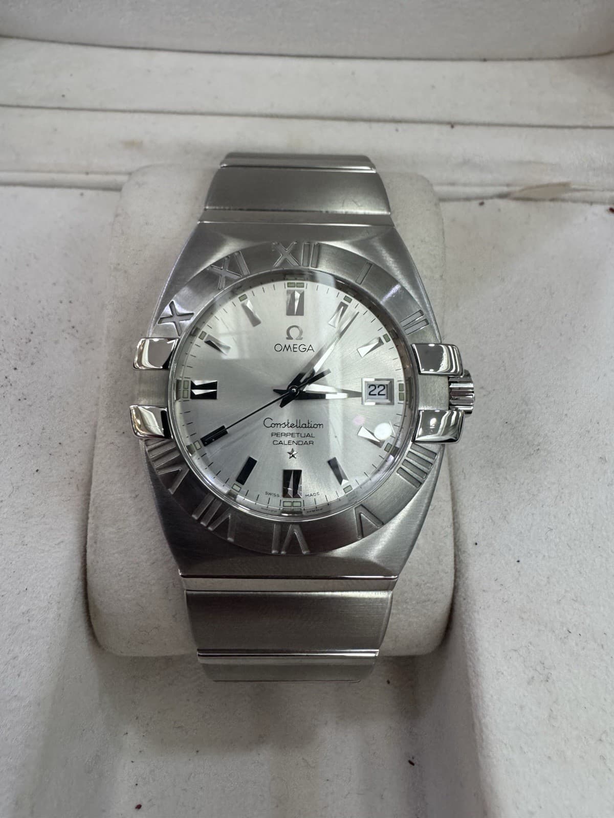 Omega Constellation Double Eagle Perpetual Calendar – Ref. 1513.30.00 – Full Set